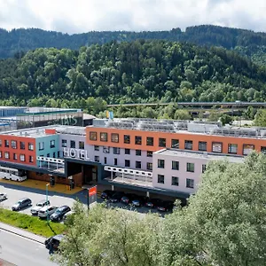 Hwest 3*, Hall in Tirol Ausztria