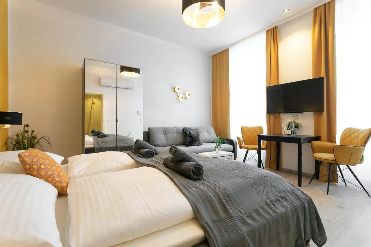 Wf-Apartment Zentral, Trendig & Modern, Westbahnhof Viena 0*,