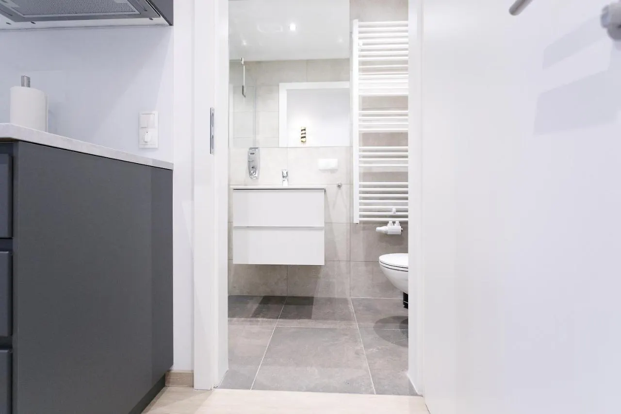 Wf-Apartment Zentral, Trendig & Modern, Westbahnhof Viena 0*,  Austria