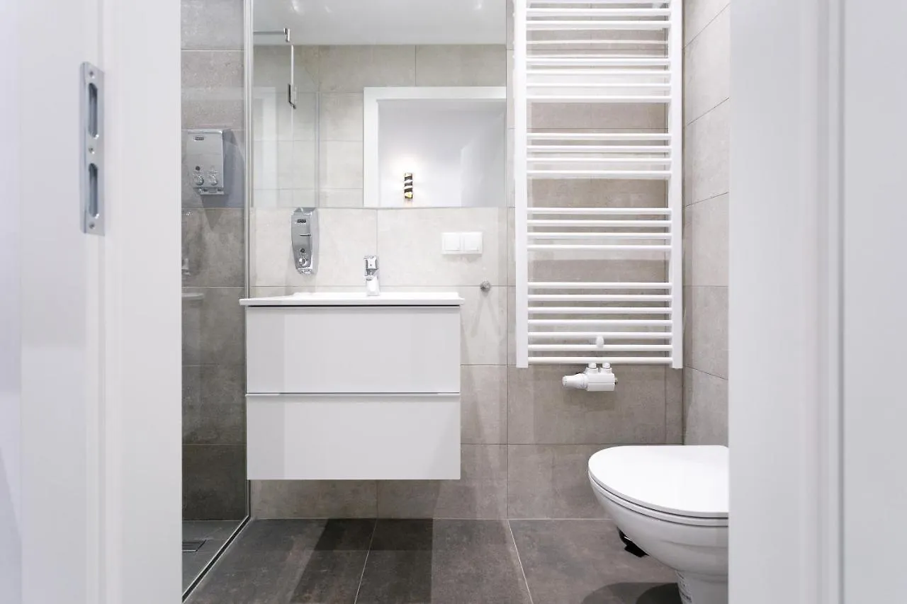 Wf-Apartment Zentral, Trendig & Modern, Westbahnhof Viena Apartament