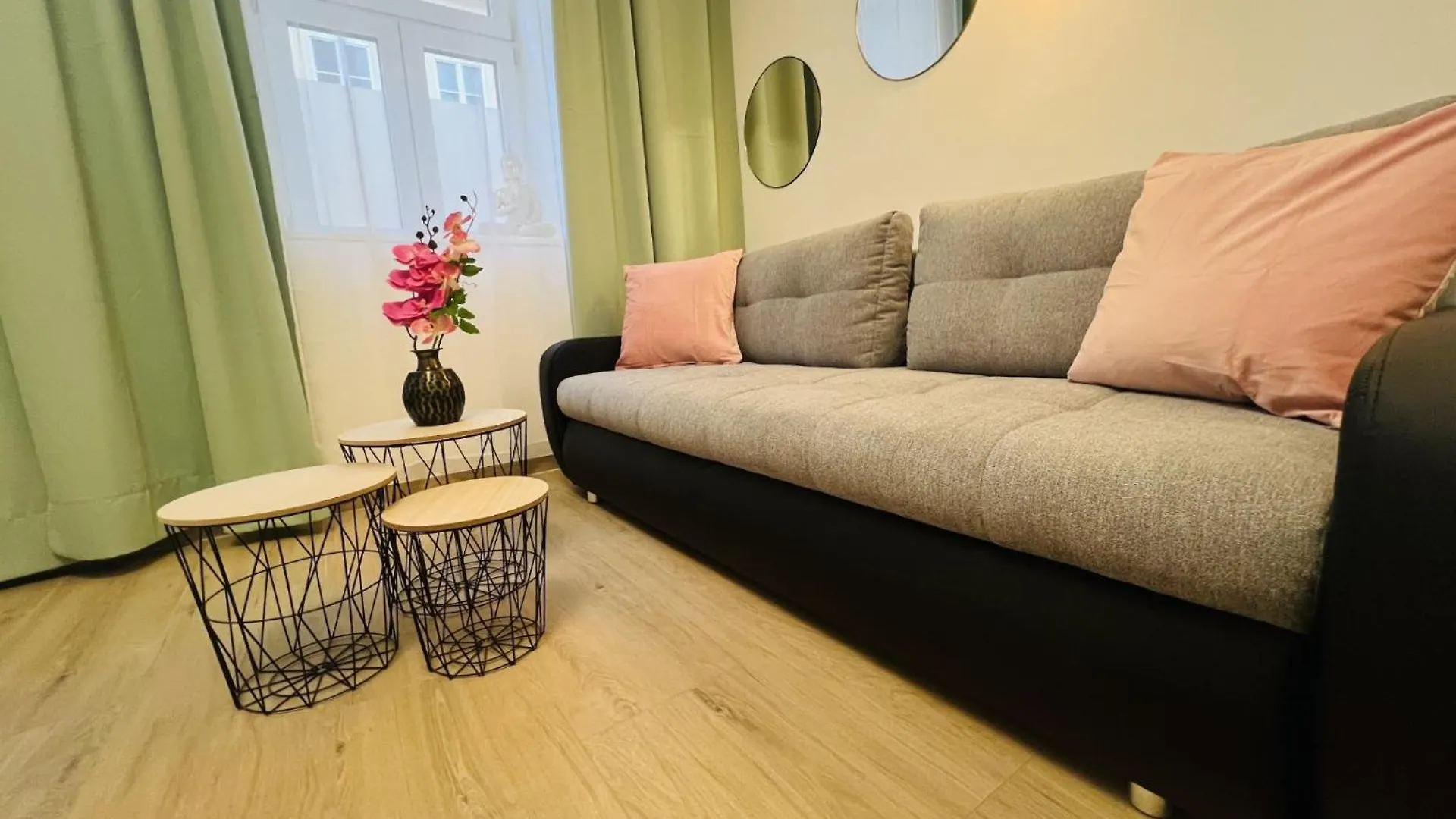 Wf-Apartment Zentral, Trendig & Modern, Westbahnhof Viena